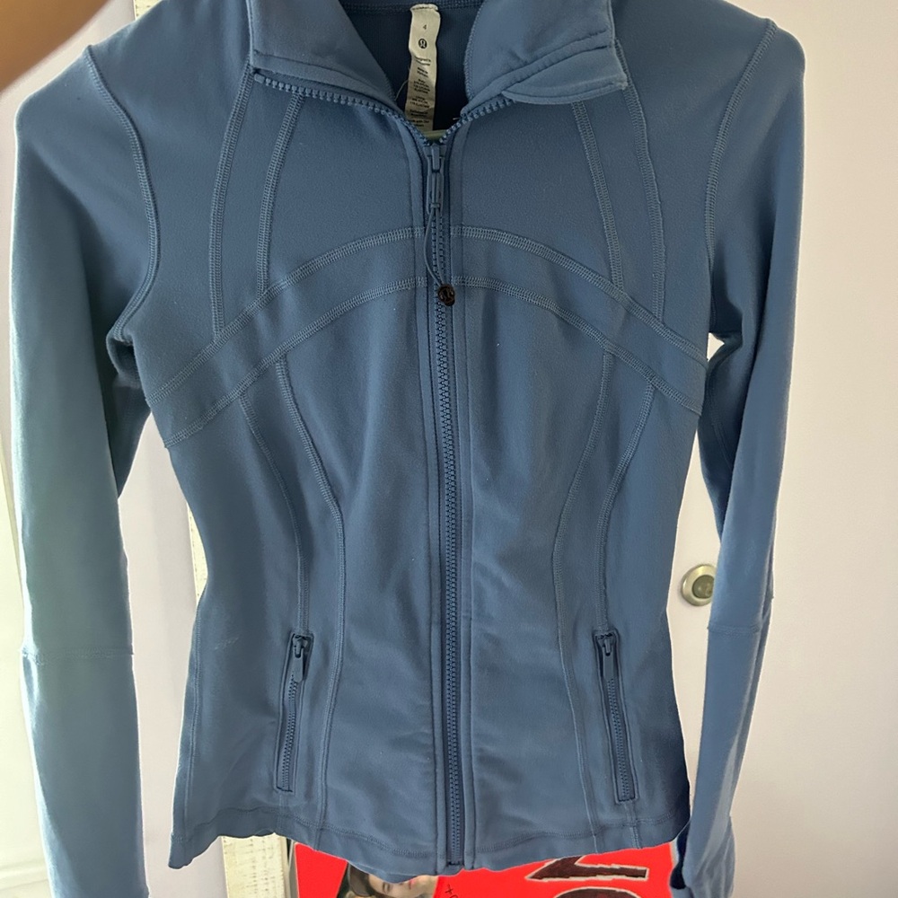 Lululemon blue define jacket size 4